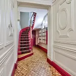 Arc De Triomphe Studio